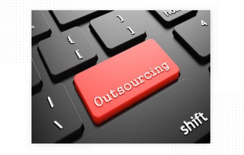 IT outsourcing for business: description and what benefits does it bring